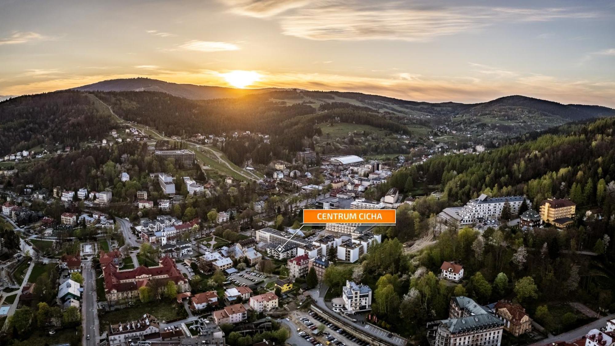 Apartamenty Sun & Snow Centrum Cicha Krynica Zdroj Bagian luar foto